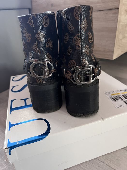 Дамски боти Guess