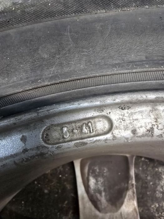 Джанти с гуми  235/45/18 94V