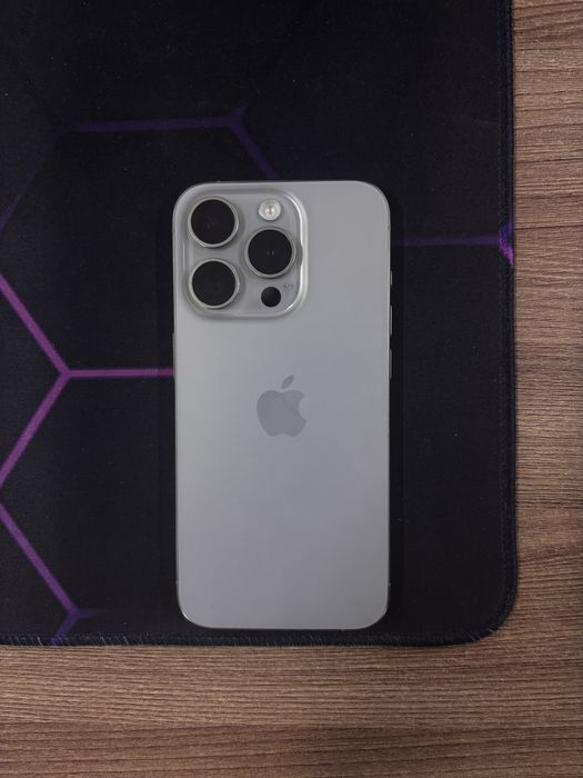 iPhone 15 Pro 256 GB Natural Titanium