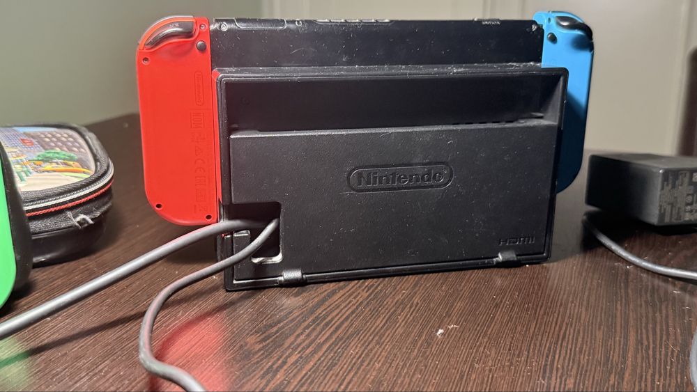 Nintendo Switch первого поколения