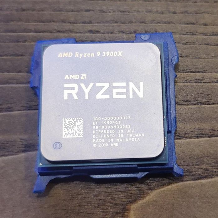 AMD Ryzen 9 3900x 12/24. Ozu 32 (16+16)