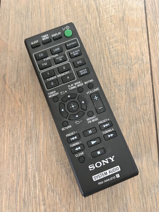 Музыкальный центр Sony с Bluetooth
