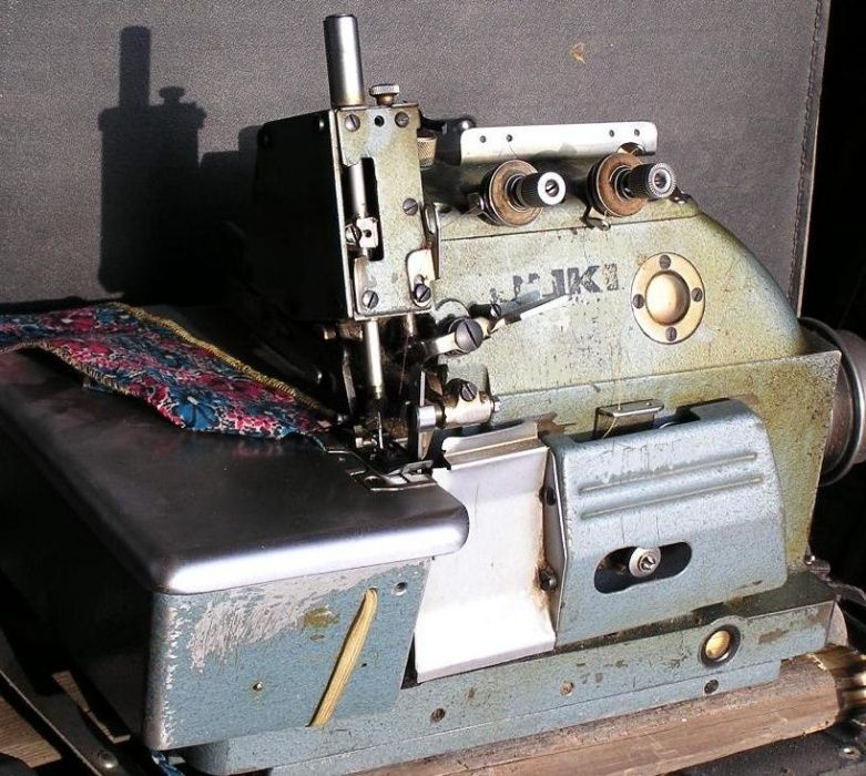 швейная машинка,оверлок