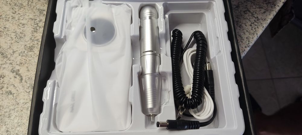 Безжична електрическа пила  за нокти 45 000 оборота