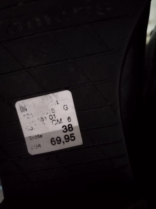 Продам обувь. В отличном состоянии