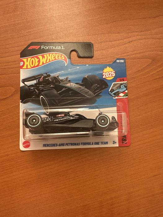 HOT WHEELS 2025 F1 Mercedes AMG Petronas Formula One Team £8.97