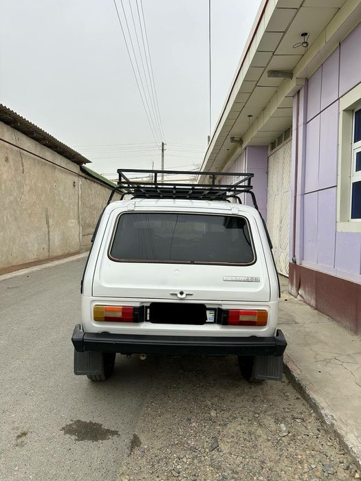 Нива 2121 (идеал)