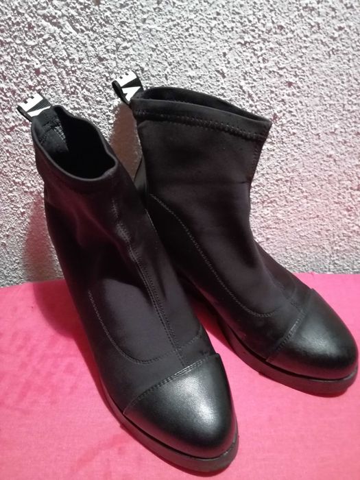 Дамски боти със скрита платформа