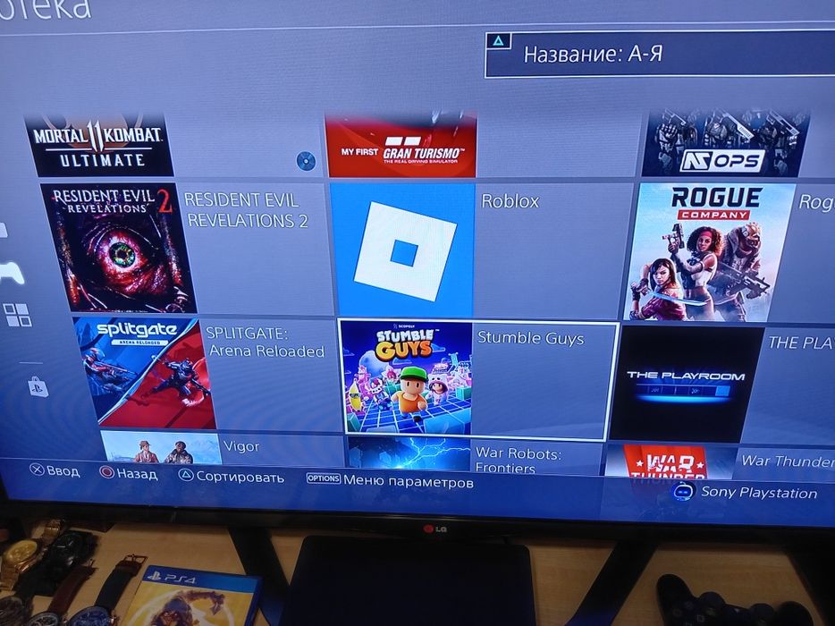 Продам Playstation 4 slim 1 tb