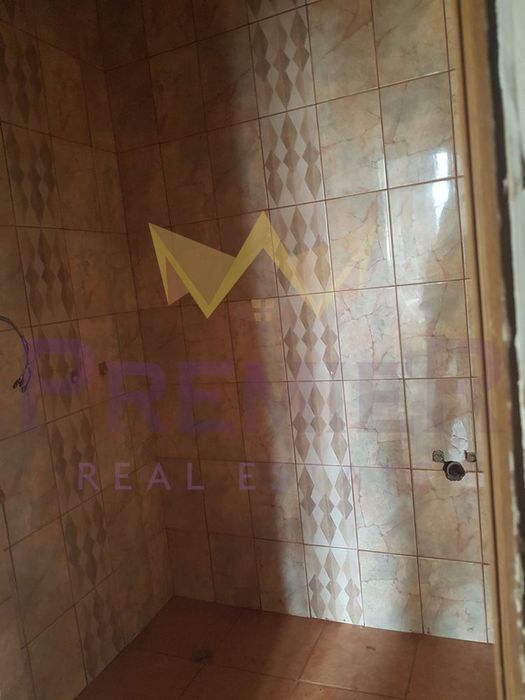 Продава се Двустаен апартамент в Варна, Цветен квартал - 45 кв.м за 1256 €/кв.м - Снимка #4