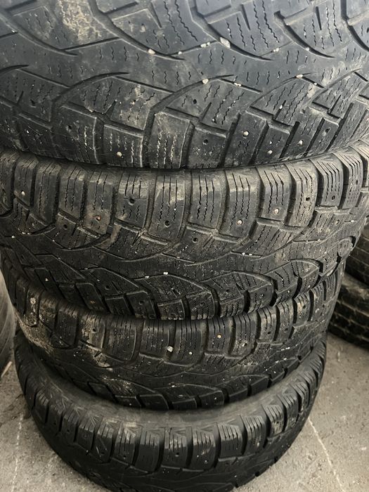 Продам зимние шины 205/70 R15
