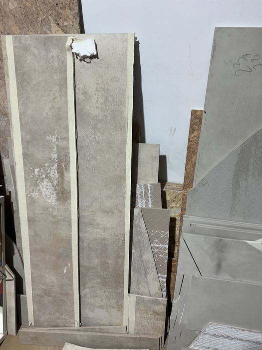 Donez resturi gresie