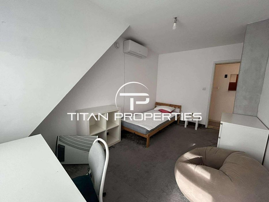 Дава се под наем Тристаен апартамент в Варна, Червен площад - 50 кв.м за 409 € - Снимка #2