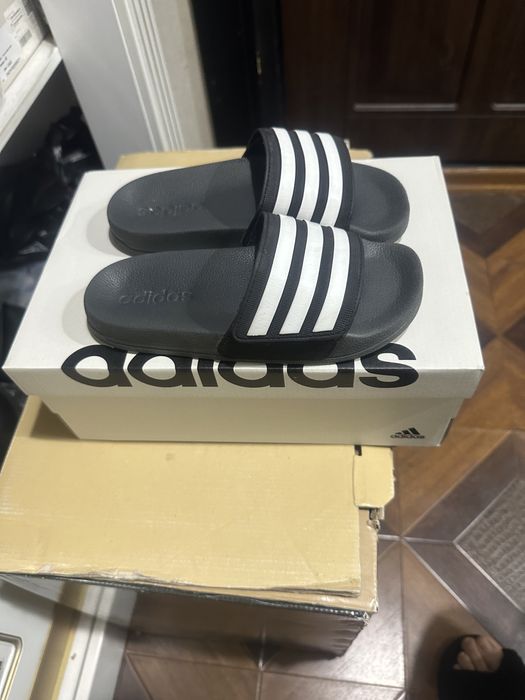Слайды adidas, туфли на мальчика