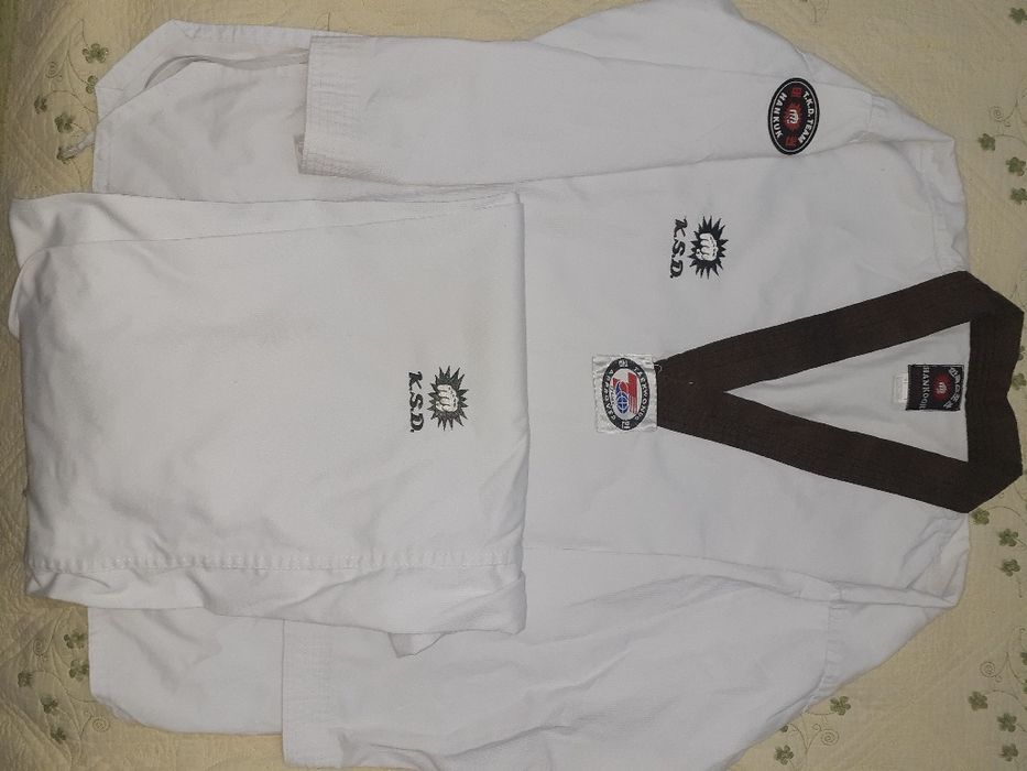 Кимоно для таэквондо