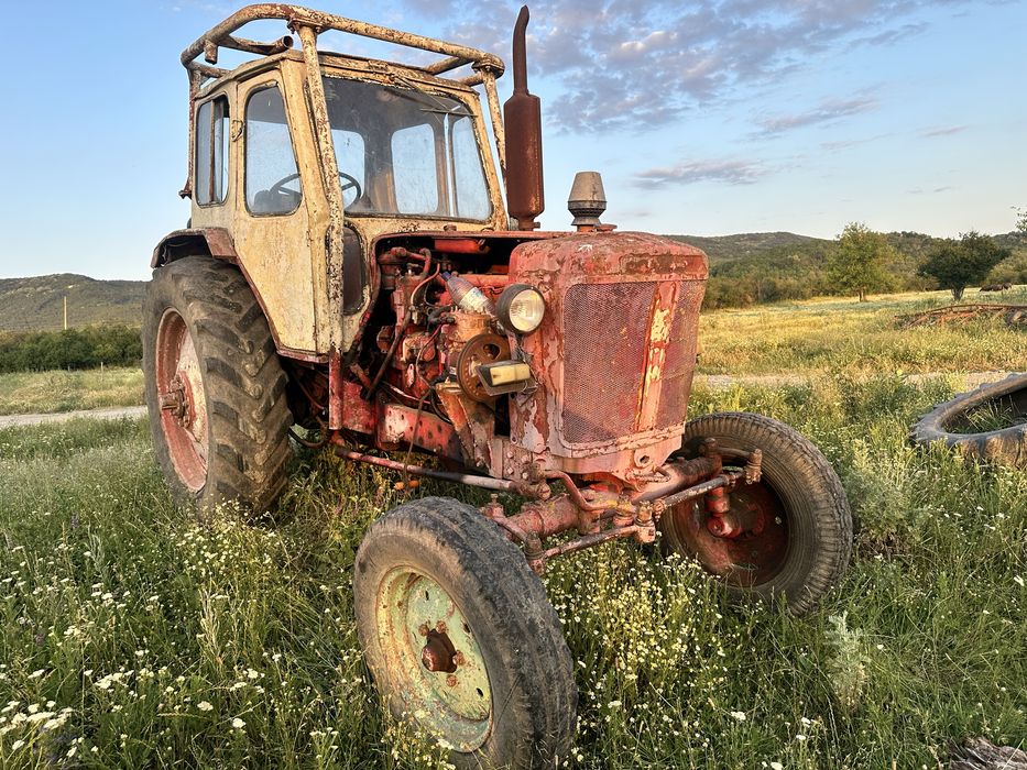 Трактор ЮМЗ в добро състояние