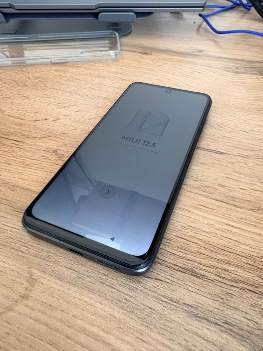 Продам телефон Redmi