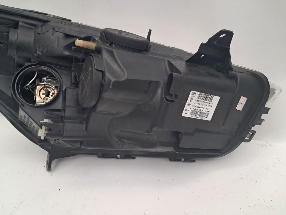 Фар Renault Clio 4 2014/2019г