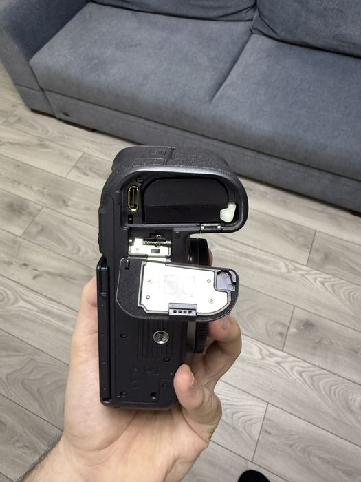 Камера Canon EOS R6 Mark 2 Body