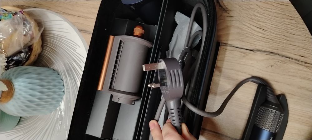 Продам Стайлер Dyson