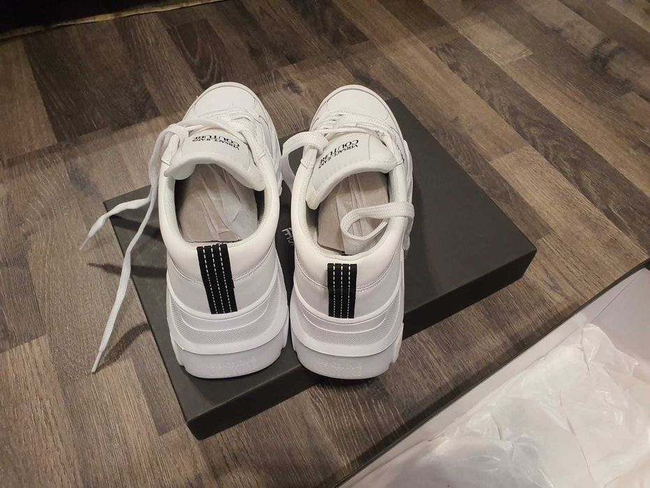 Обувки Версаче 42 номер унисекс