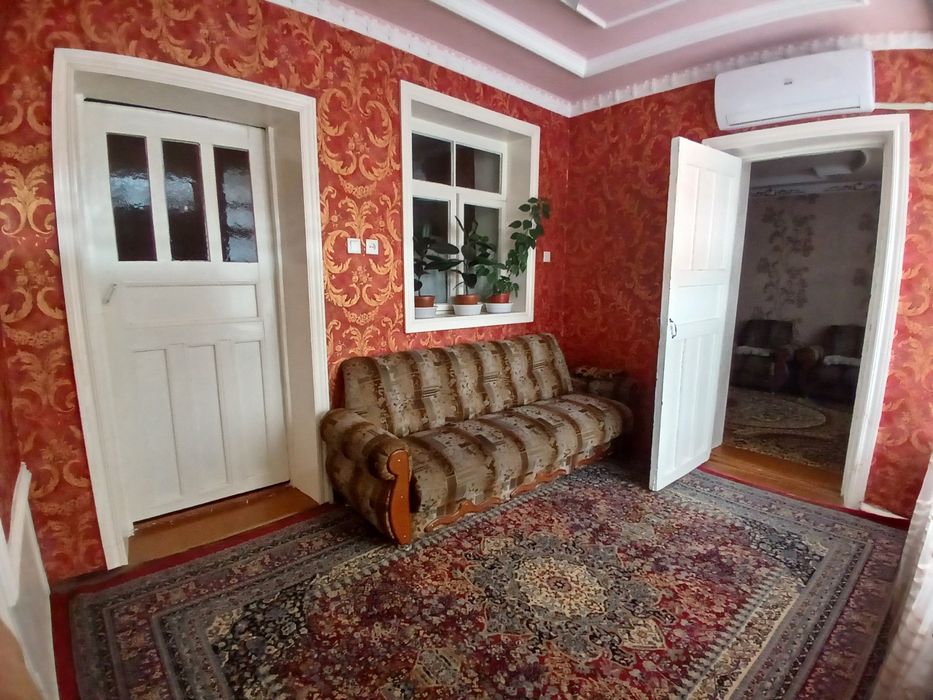 Uy sotiladi 5 sotix 8 ta hona