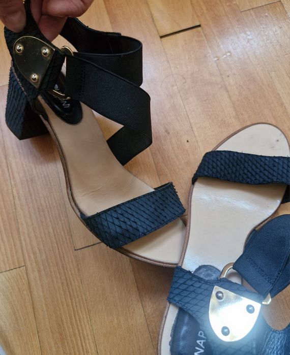 Sandale din  piele