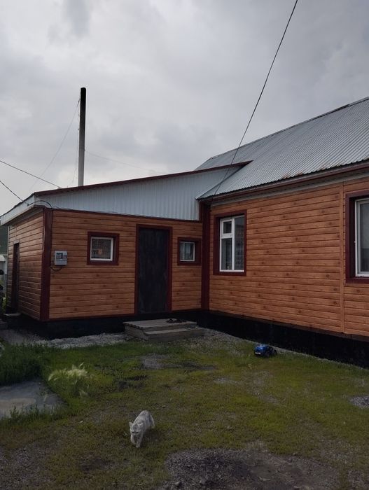 Продам дом в центре рядом с рынком