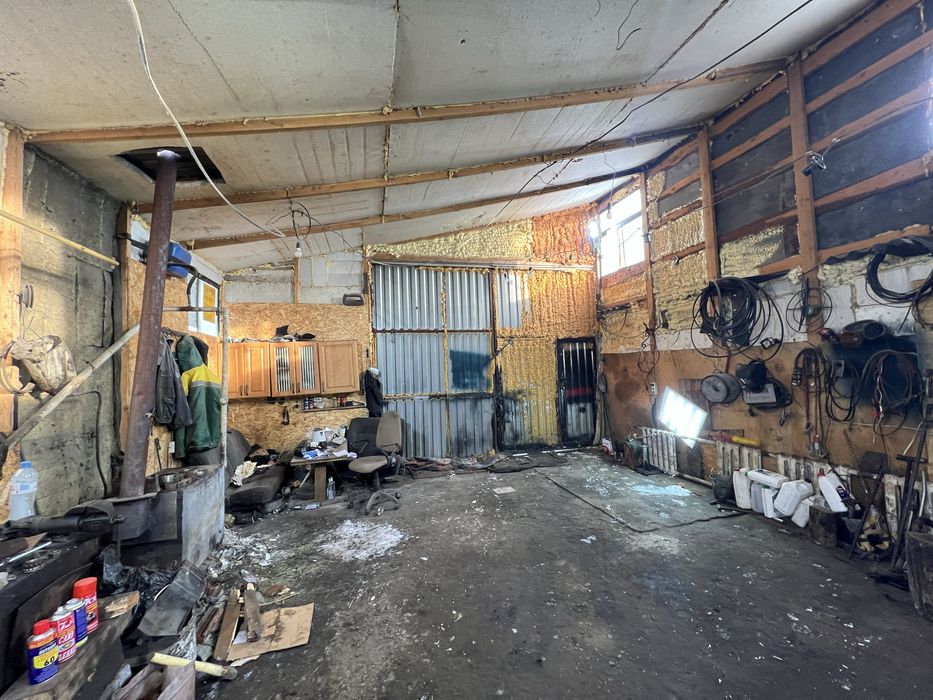 Продам жилой дом вместе с боксом под СТО