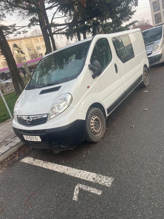 Renault Trafic/Opel Vivaro cabina dubla 2.0cdti 2013euro5 model lung