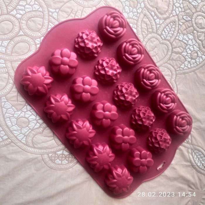 Селиконовые формы разные