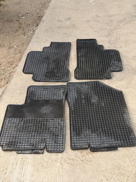 Продам полик на авто