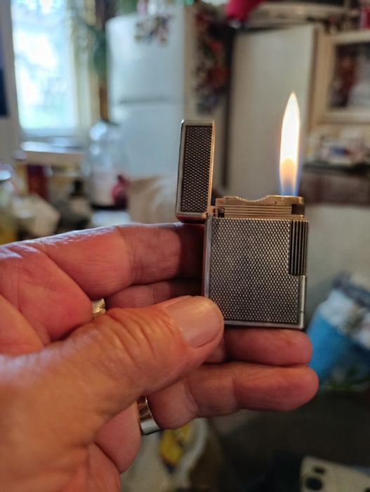 Сребърна запалка Дюпон