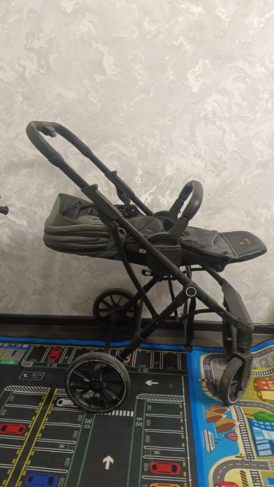 Продам детскую коляску