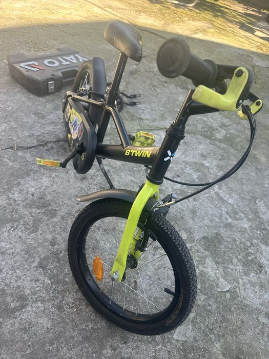 Bicicleta copii roti ajutatoare 4 - 7 ani Btwin  dark hero 500