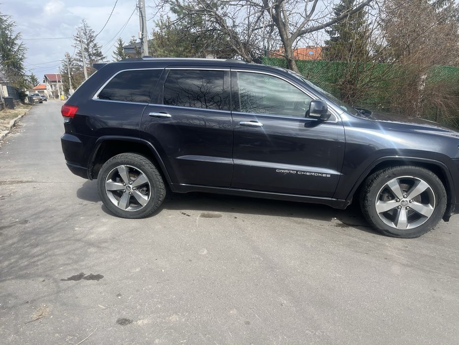 Продавам jeep grand cherokee wk2 на части