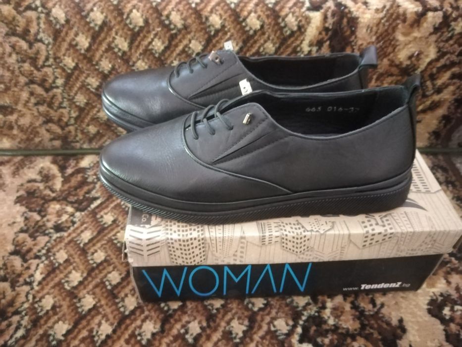 Дамски обувки от естествена кожа