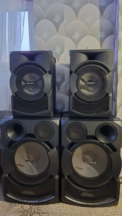 БАРТЕР за телефон или друга музика   Sony Shake 7 и 30 колони