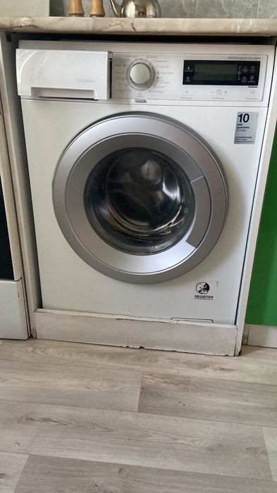 Продам стиральную машинку