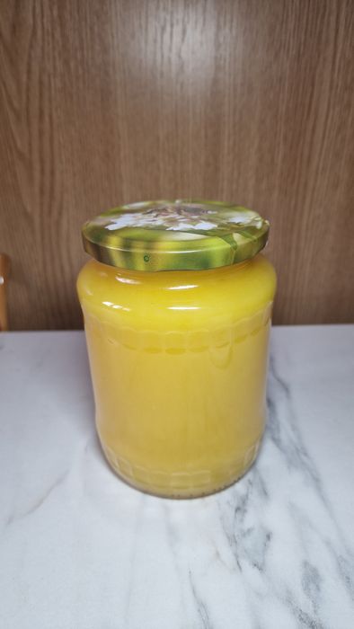 Miere de albine naturala de floarea soarelui