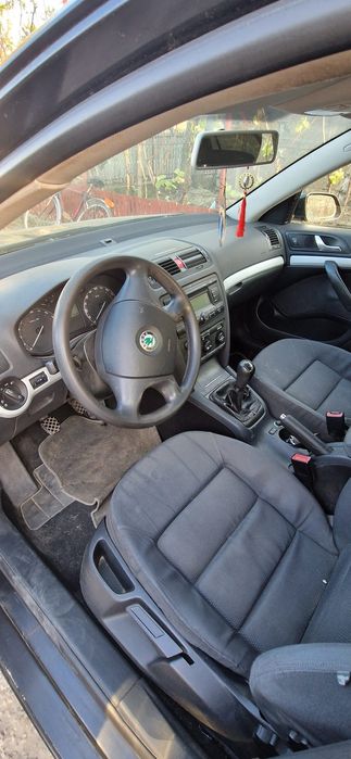 Vând Skoda Octavia tel:+40 786 064 071