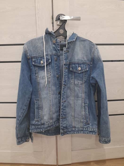 Джинсовка с капишоном