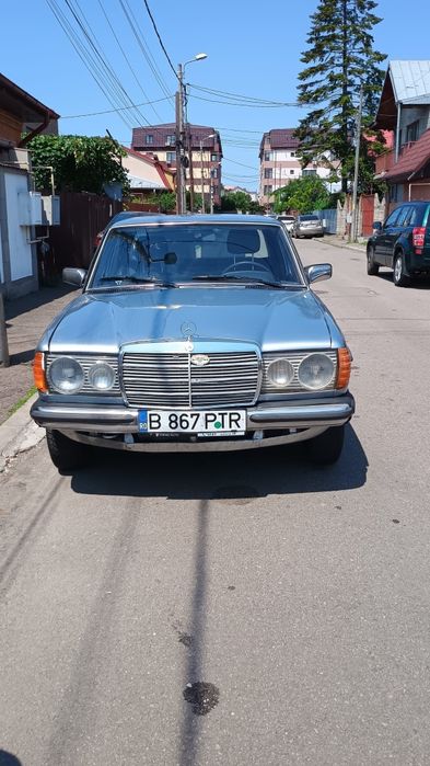 Mercedes Cobra 123 limuzina