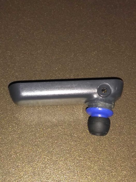 Продам гарнитуру Bluetooth Nokia BH-108