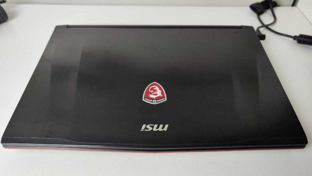 Продам игровой ноутбук MSI