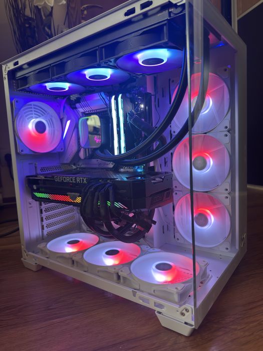 Геймърски компютър/ I9 11900K/Водно/32GB/RTX 3090 24GB/2TB SSD