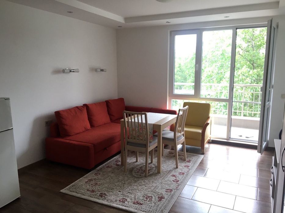 Дава се под наем Едностаен апартамент в София, Триъгълника - 38 кв.м за 428.4 € - Снимка #1