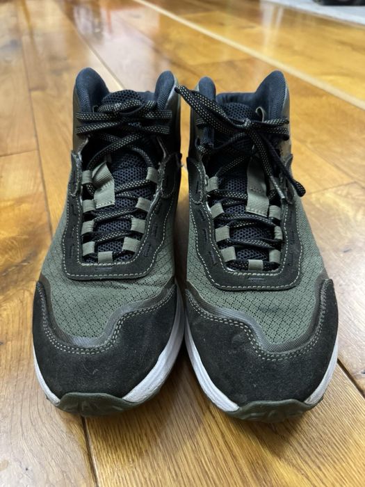 Продавам мъжки обувка