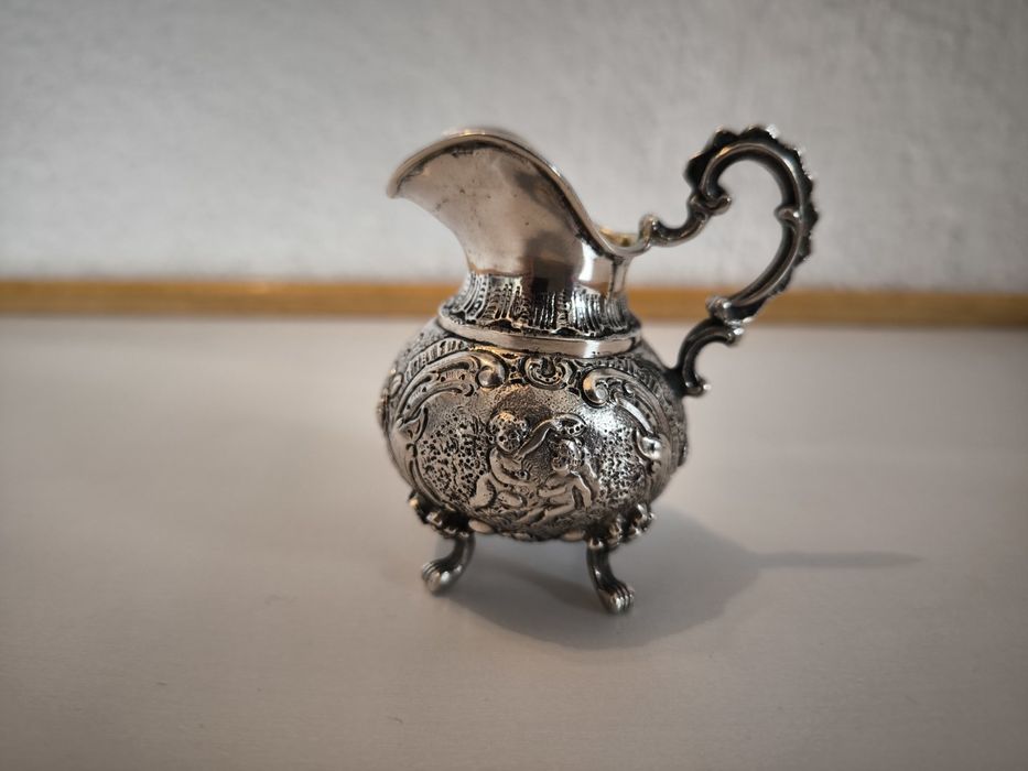 Продавам антикварна сребърна кана Швеция  1897 година