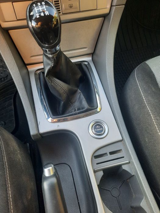 FORD Focus 2010 — imagine 4